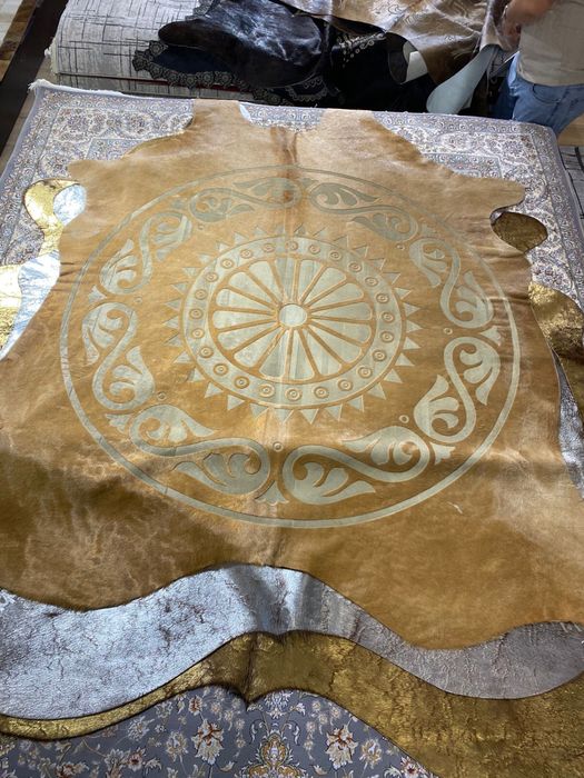 Продам шкуры, ковры, дорожки