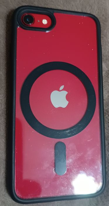 iPhone SE 2020 (64gb) в отличном состоянии!