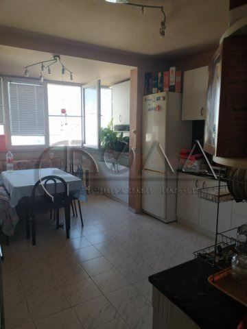 Продава се Тристаен апартамент в София, Младост 1 - 120 кв.м за 2000 €/кв.м - Снимка #4