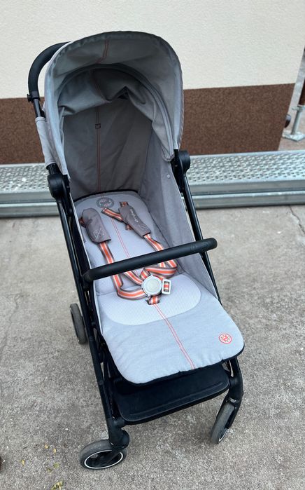 Лятна количка Cybex Beezy Lava Gray