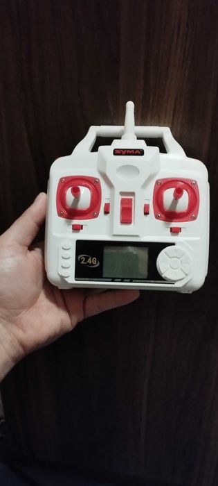 Дрон без камера Syma