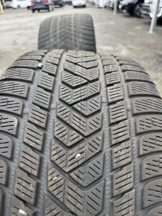315/30/22///275/35/22 Pirelli scorpion