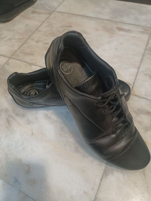 Обувки от естествена кожа