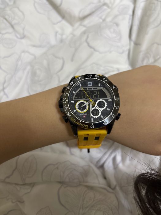 Часы naviforce б/у