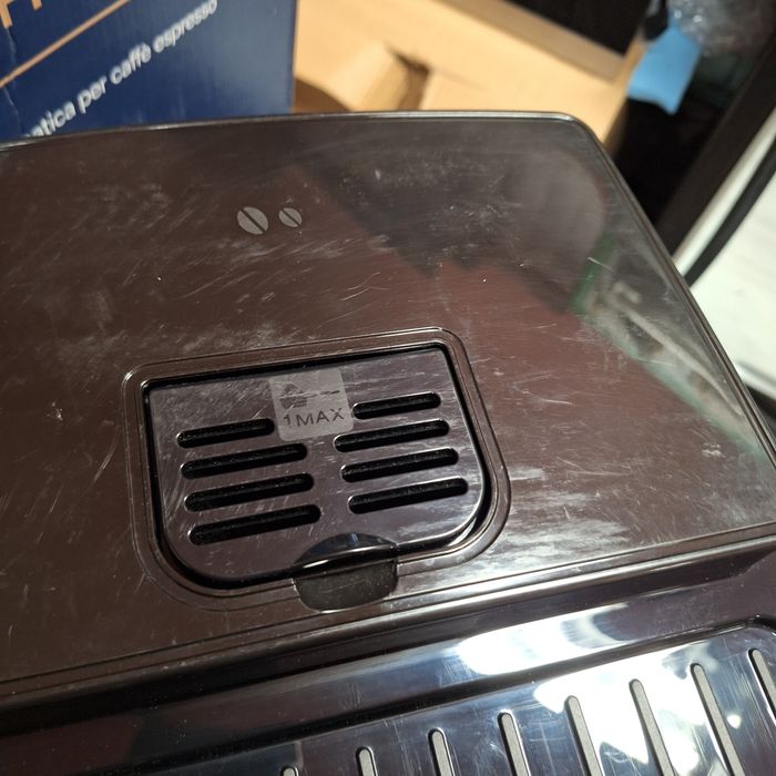 Кафе автомат Делонги Магнифика Старт внос от Германия гаранция 6 месец