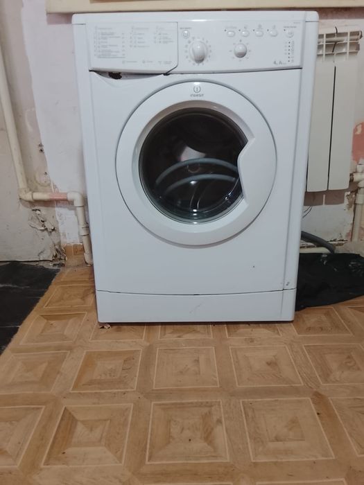 Продам автомат машинку