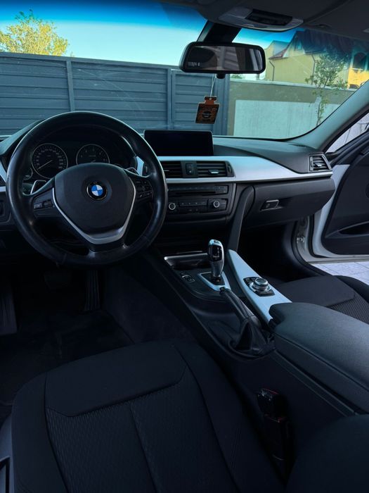 Vand bmw 320d f30 automat M-pachet