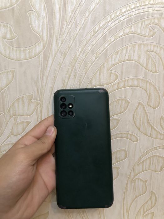 Продаю Samsung a51