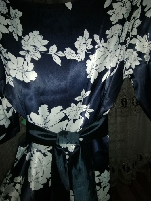 Ликвидация гарнитур. Платья