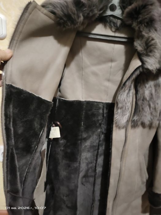 Продам женскую дубленку