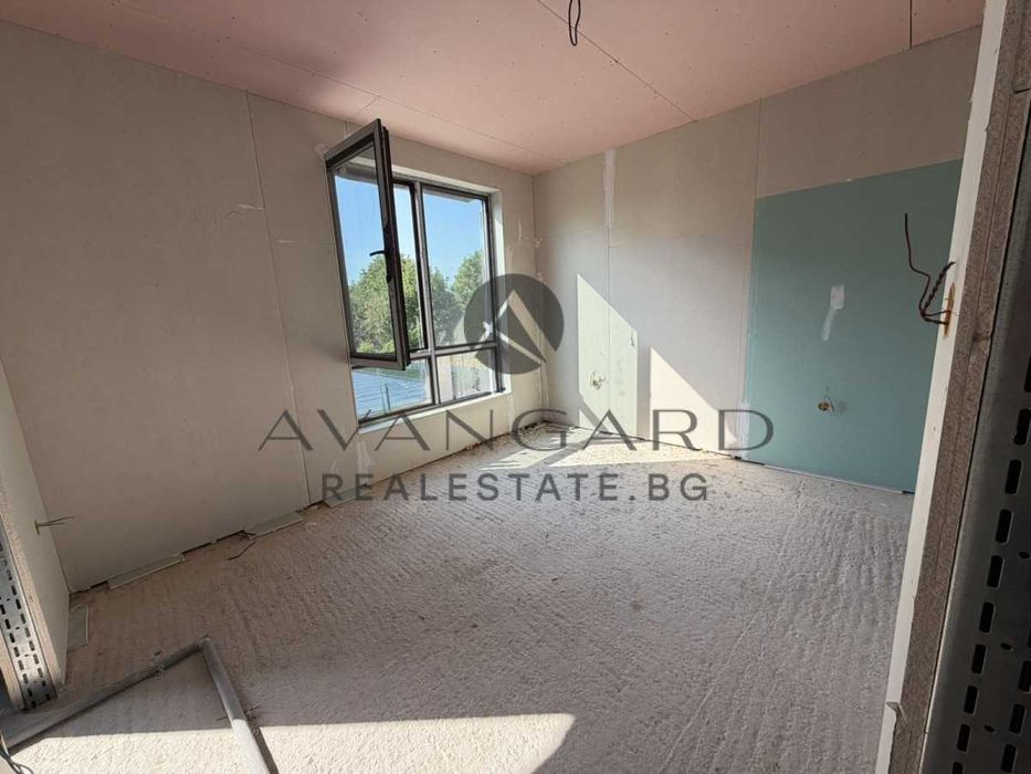Продава се Къща в Пловдив, Остромила - 220 кв.м за 973 €/кв.м - Снимка #7