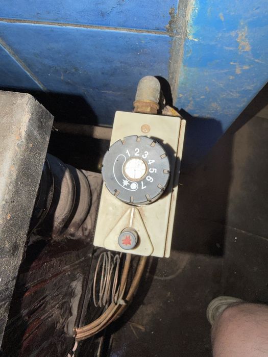 Sobă teracotă cu convector pe gaz