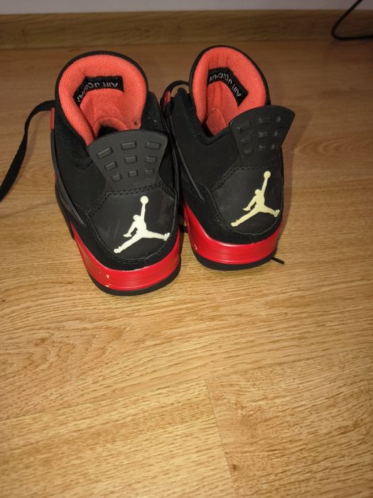air Jordan 4 Retro Red Thunder