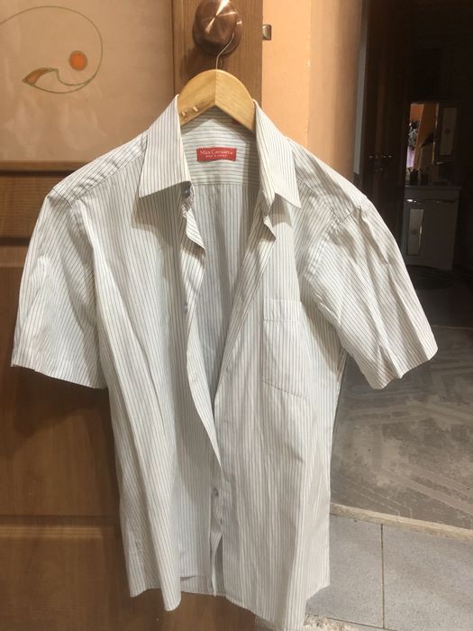 Продам мужские рубашки