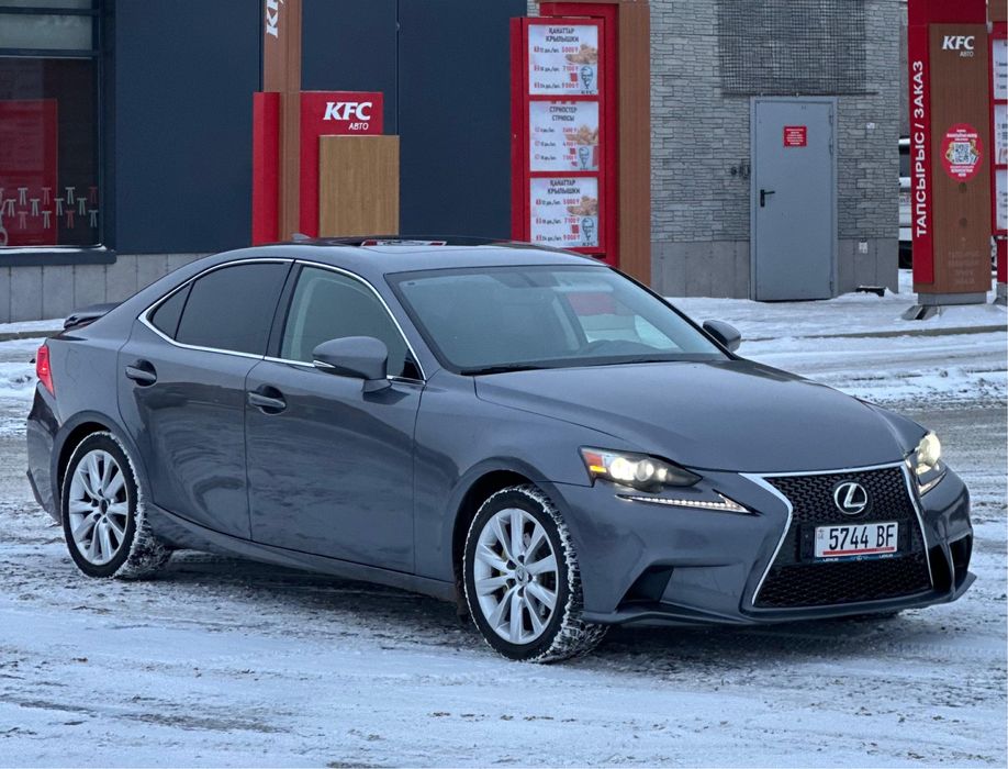 Продаю Lexus IS250