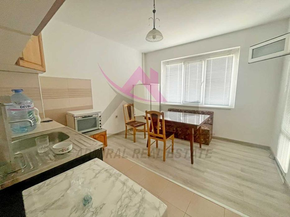 Дава се под наем Двустаен апартамент в Варна, Левски - 49 кв.м за 409 € - Снимка #1