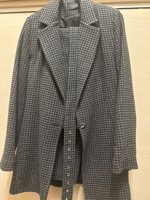 Двойка брюки с костюмом