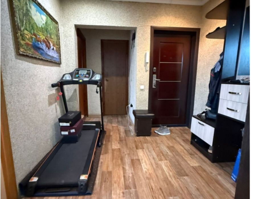 Сдам 4 ком квартиру