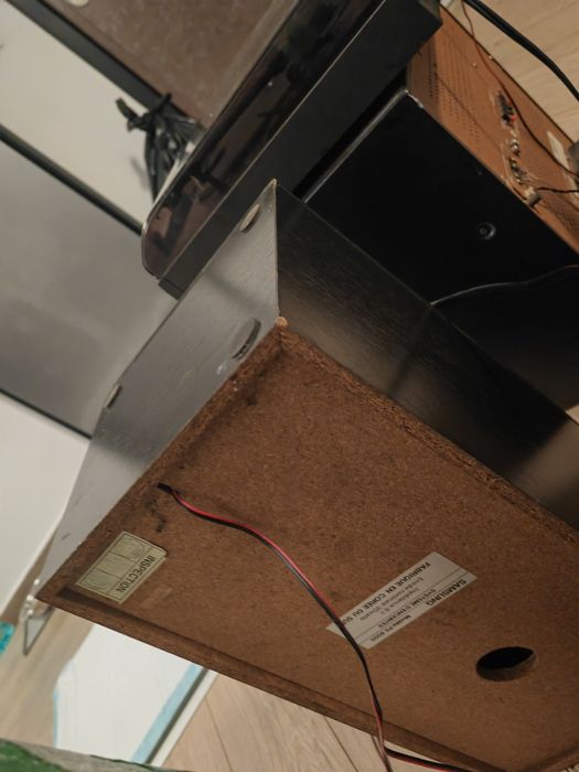 Vând combină muzicală Samsung