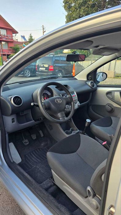 тойота айго - първи собственик за българия