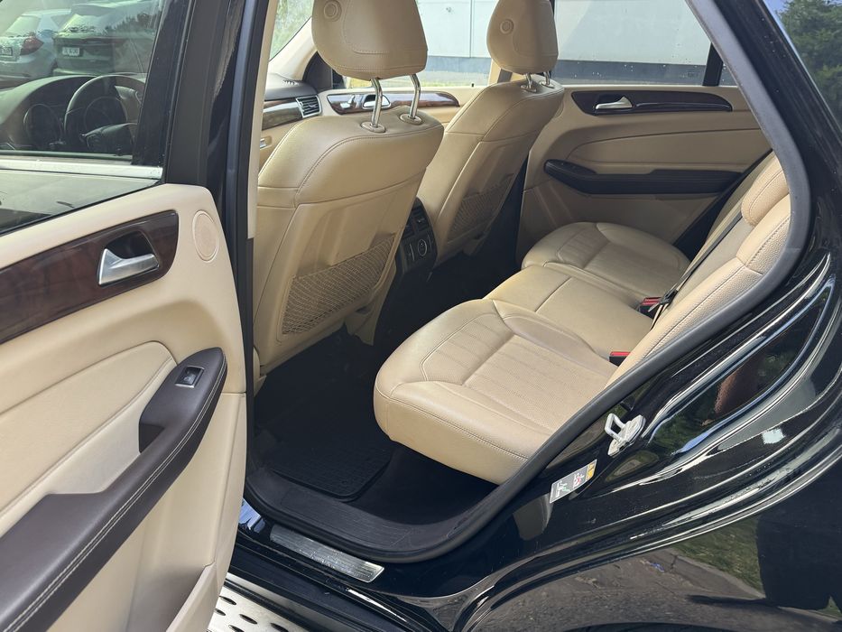 Mercedes-Benz 350 D 4 Matic
