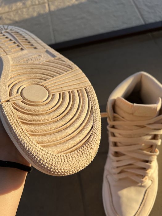 Jordan 1 High Guava Ice