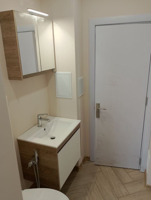 Продава се Тристаен апартамент в Плевен, 9-ти квартал - 106 кв.м за 866 €/кв.м - Снимка #11