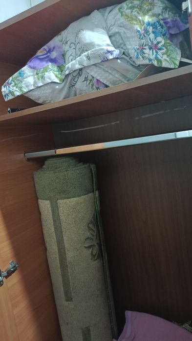 Продам шкаф для прихожей состояние отличное