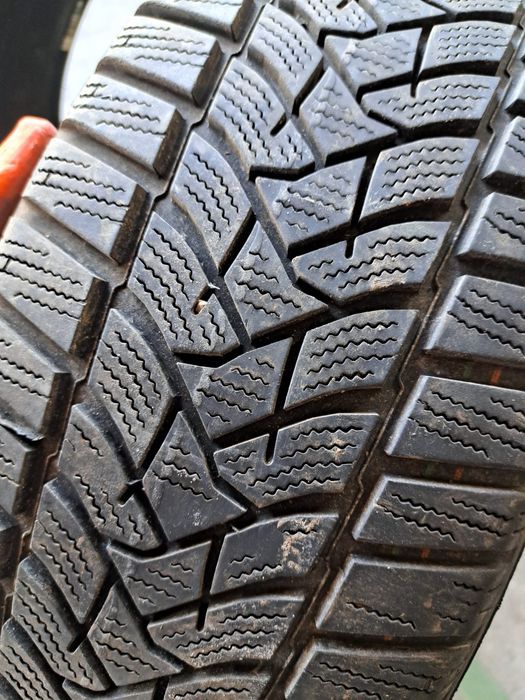2 anvelope iarnă 205 60 r16 Dunlop