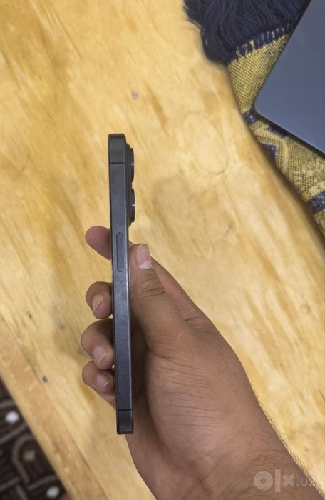iPhone 15 pro holati ideal