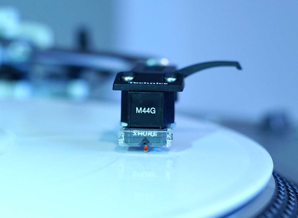 Shure m44g doza pick-up cu headshell Technics (SL 1200 1210