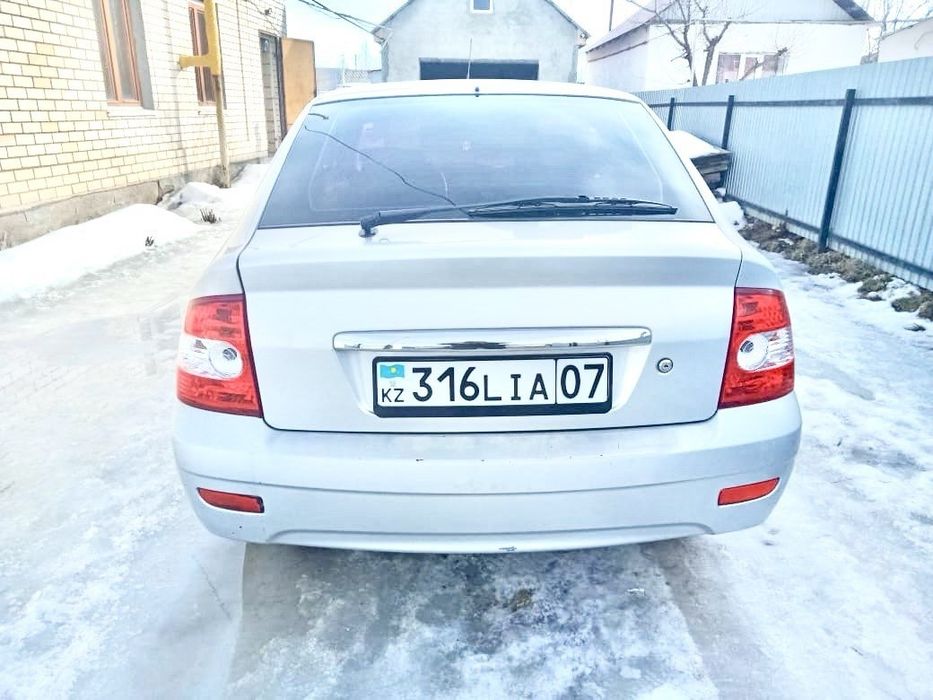 Продам Приору 2012 г