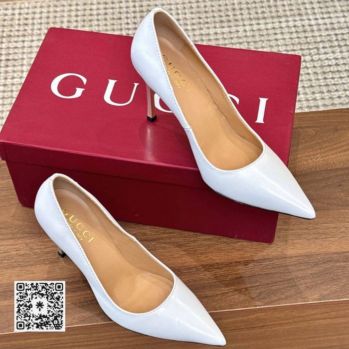 Gucci Leather Pumps – White
