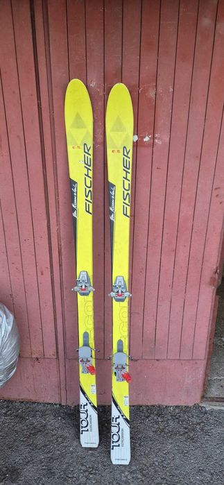 Schiuri tură Fischer Aircarbon 165 cm cu legături Dynafit TLT