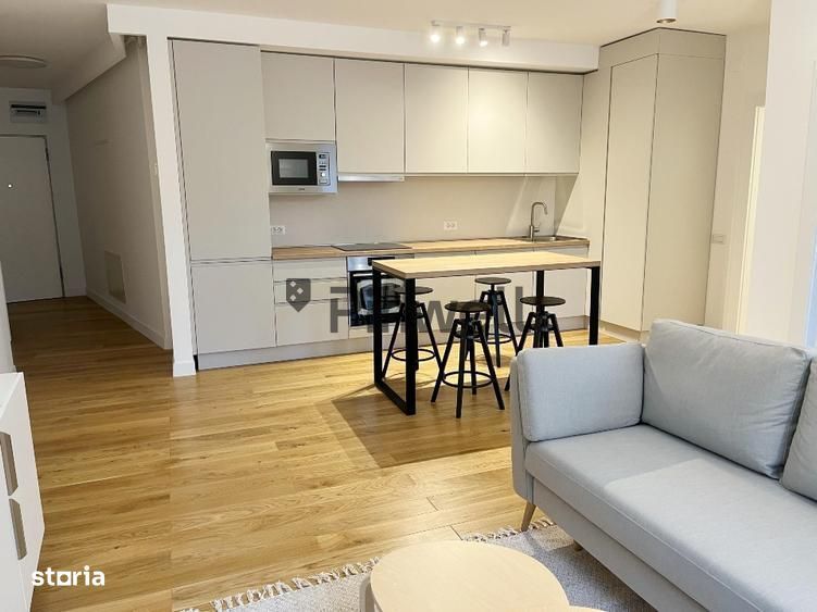 Apartament 2 camere LUX | Piscină panoramică | Parcare | Ultracentral
