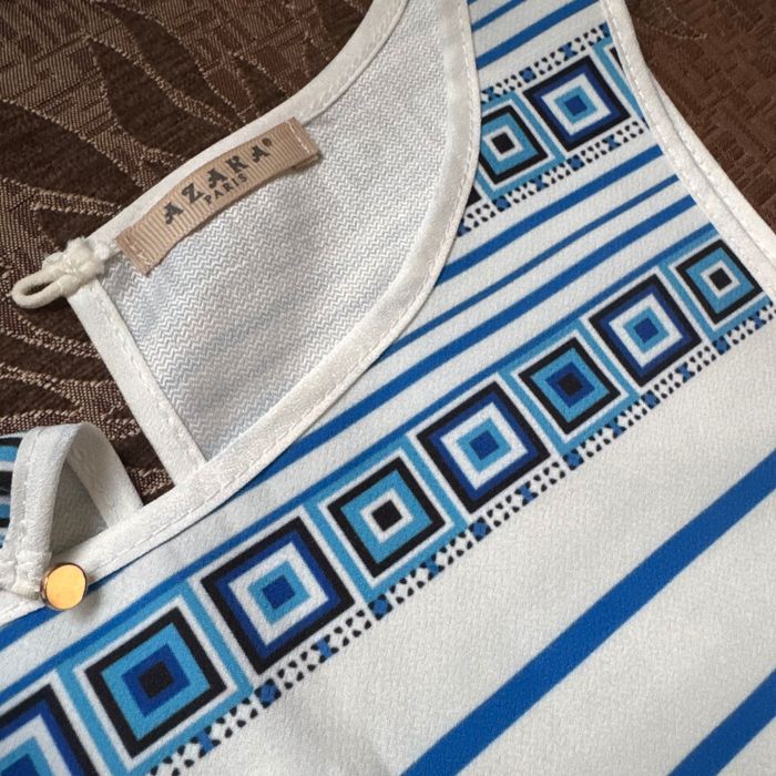 Луксозен Стилен Марков Сет Потниче и къси панталонки от Paris France !