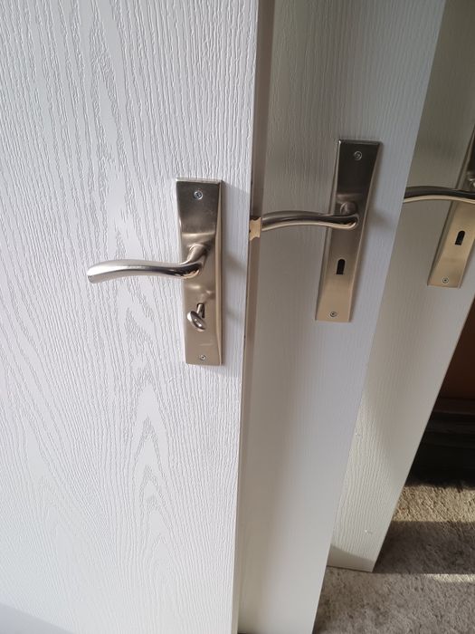 Интериорни врата един брой десни