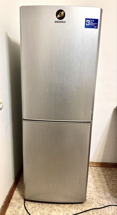 Продам холодильник Samsung