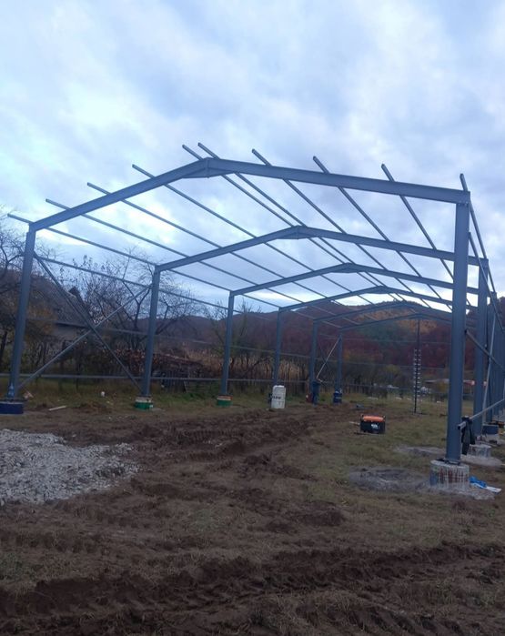 Vand și construiesc o gama larga de hale sau structuri metalice noi ne