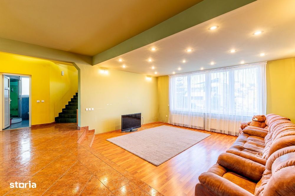 Casa deosebita, 270 mp utili, D+P+E, teren 600, Andrei Muresanu