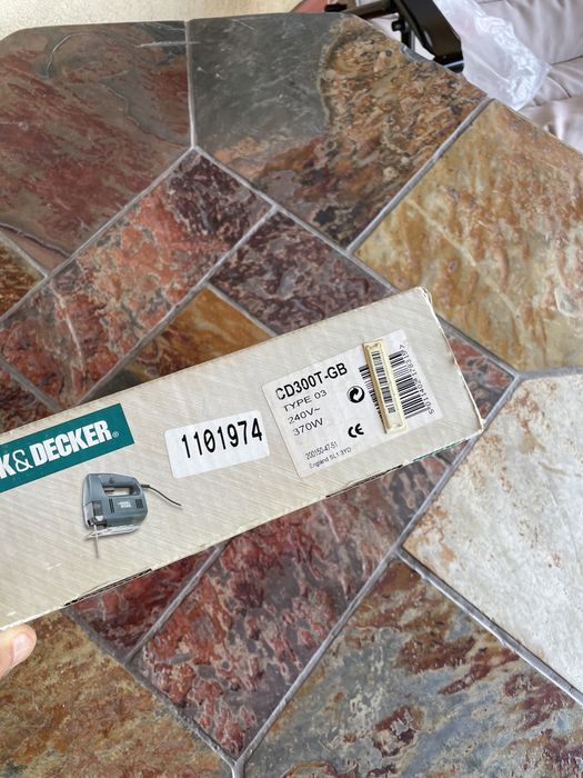 Black & Deker , fierăstrău pendular