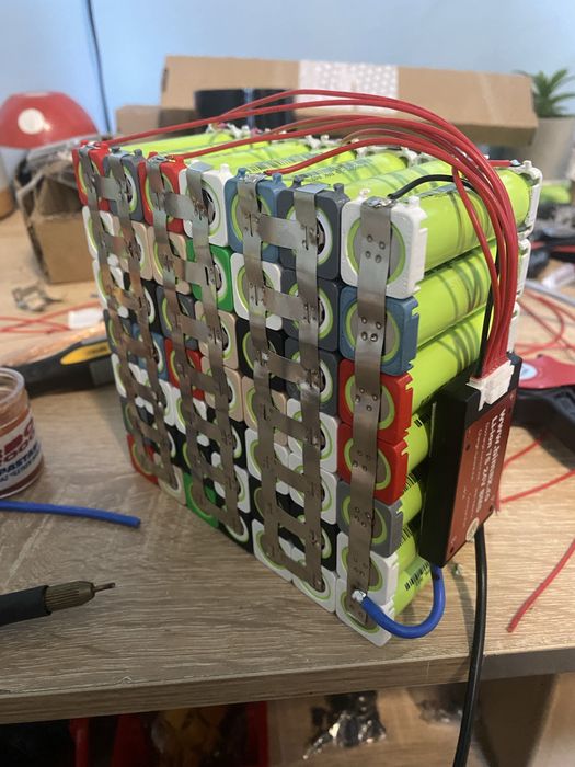 Reparatii Acumualtori Bormasini,Aspiratoare Li-Ion!