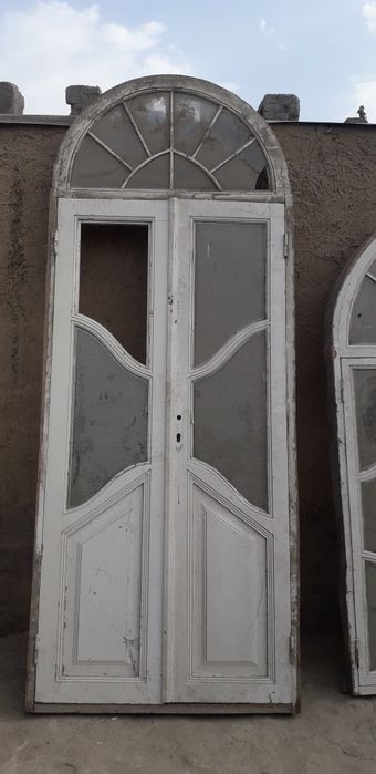 Б/У эшик1та(2.88×1.15)  дераза2та(1.4×2.25)  нархи750000с.деяпман 3тас