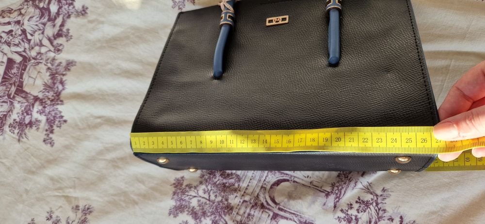 малка синя дамска чанта естествена кожа