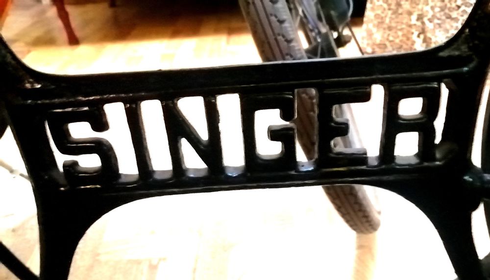 Швейная машинка singer антиквар