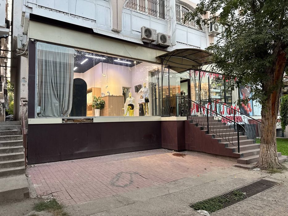 Аренда 54м² ор: Айбек метро, Moti | под офис,бутик,магазин