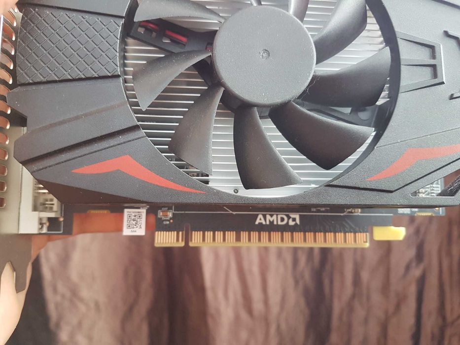 Placa video AMD noua!!