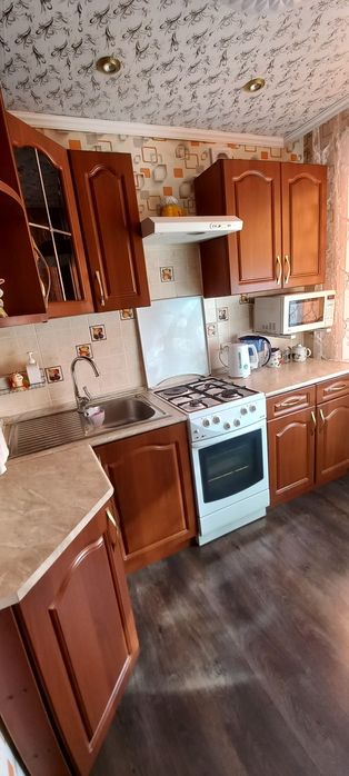 Кухонный  гарнитур