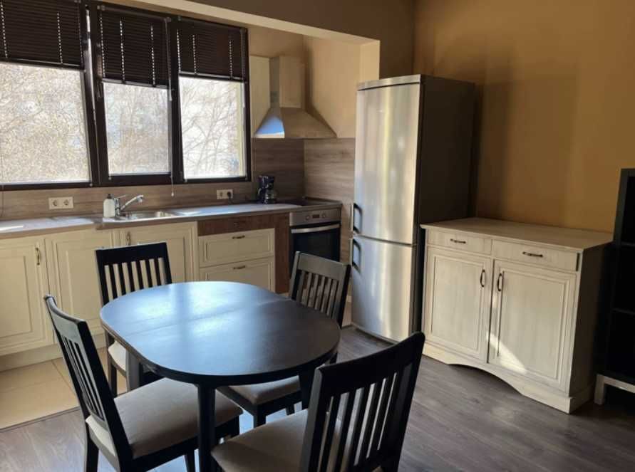 Дава се под наем Тристаен апартамент в София, Слатина - 65 кв.м за 597.21 € - Снимка #2