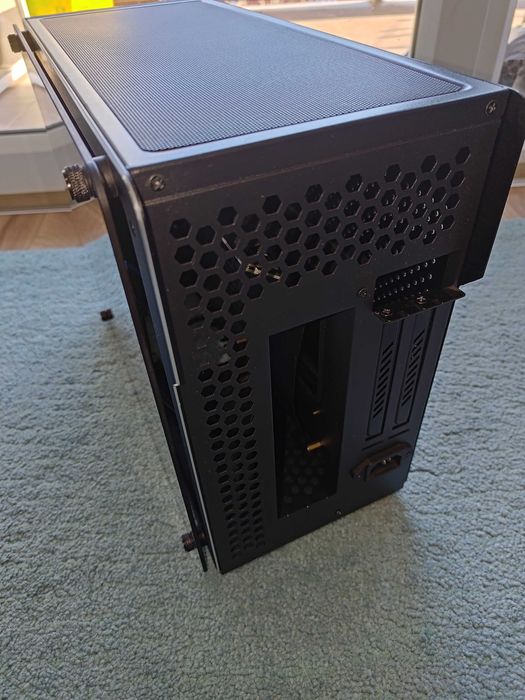 Carcasa SFF Raijintek OPHION EVO, Black, Mini ITX, Cablu riser inclus